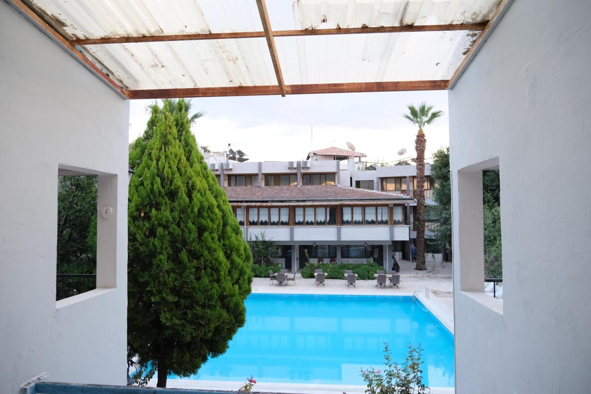 Artemis Yoeruek Otel Old Town Памуккале Екстериор снимка